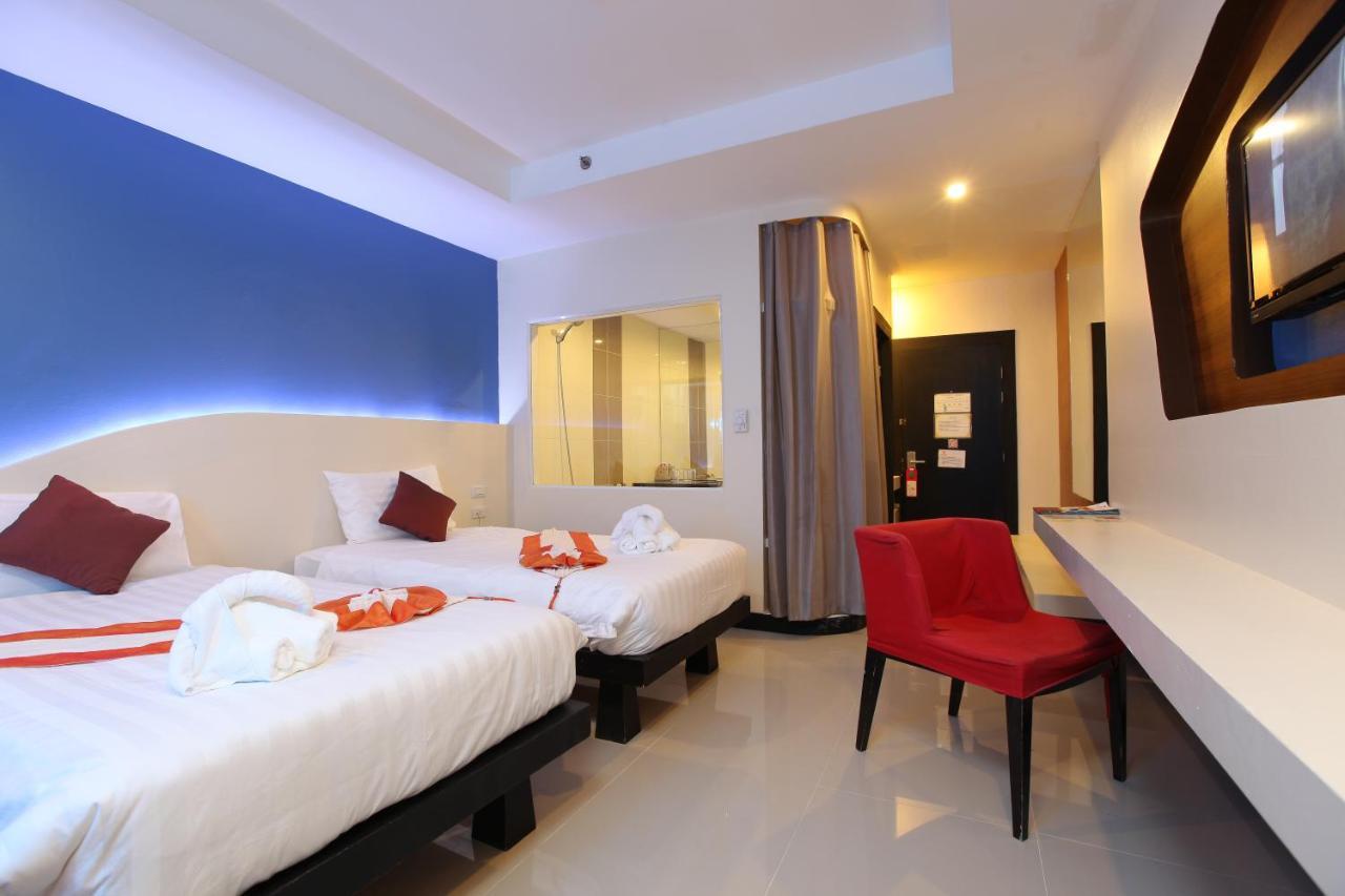 The Royal Palm Beach Front Patong Zewnętrze zdjęcie