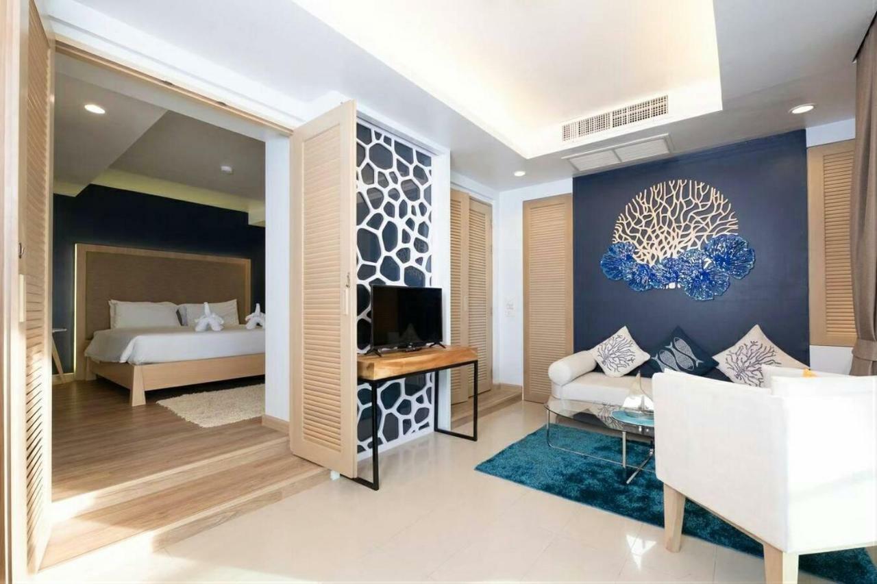The Royal Palm Beach Front Patong Zewnętrze zdjęcie